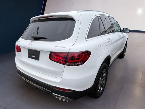 Certified 2022 Mercedes-Benz GLC 300 4MATIC w/ Premium Package Lite image 5