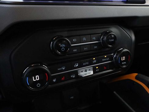 Used 2021 Ford Bronco Badlands AWD/4WD image 25