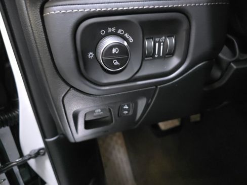 New 2026 RAM 1500 Limited w/ Body Color Bumper Group AWD/4WD image 21