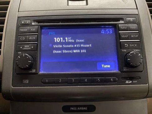 Used 2010 Nissan Sentra 2.0 SL w/ Leather Pkg FWD image 51