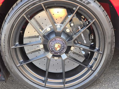 Certified 2025 Porsche 911 Carrera 4 GTS image 15