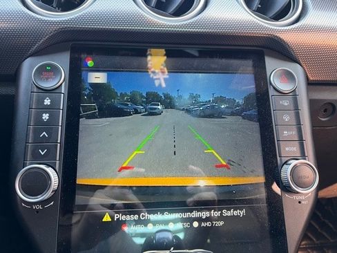 Used 2019 Ford Mustang GT image 9