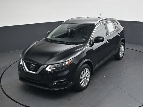 Used 2020 Nissan Rogue Sport SV FWD image 34