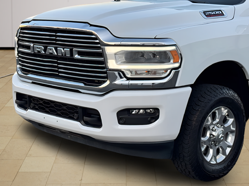 Used 2024 RAM 2500 Laramie AWD/4WD image 34
