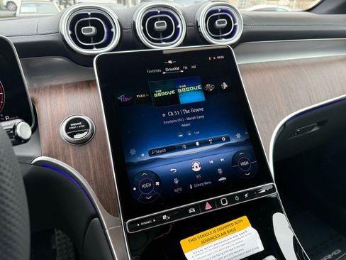 Used 2026 Mercedes-Benz GLC 300 4MATIC image 16