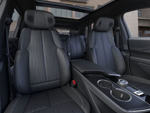 New 2026 Cadillac Lyriq Premium Sport image 16