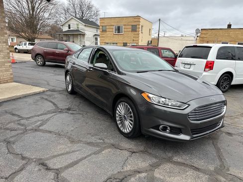 Used 2016 Ford Fusion Titanium image 4