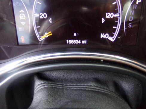 Used 2014 Jeep Grand Cherokee Altitude image 34