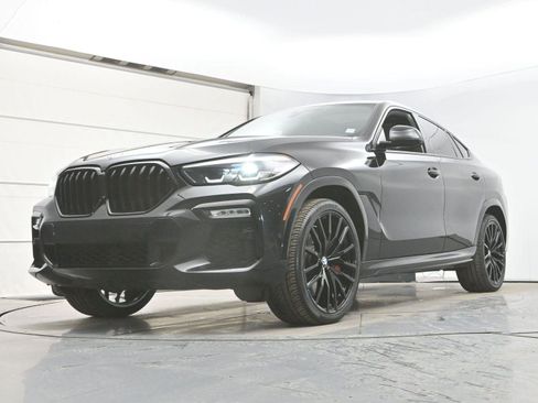 Used 2021 BMW X6 M50i w/ Premium Package image 30