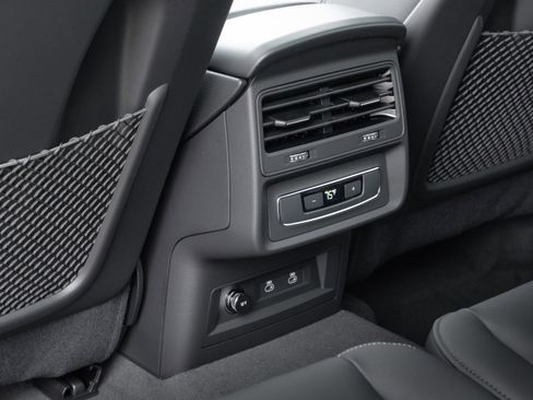 New 2026 Audi Q7 2.0T Premium image 28