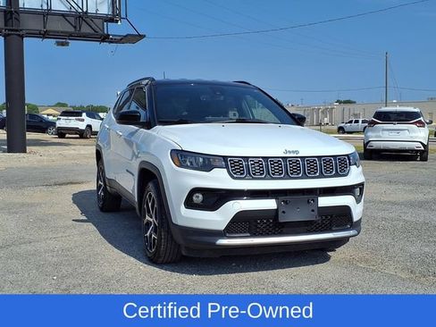 Certified 2025 Jeep Compass Limited AWD/4WD image 24