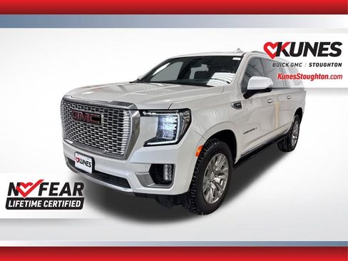 Used 2023 GMC Yukon XL Denali w/ Max Trailering Package image 6