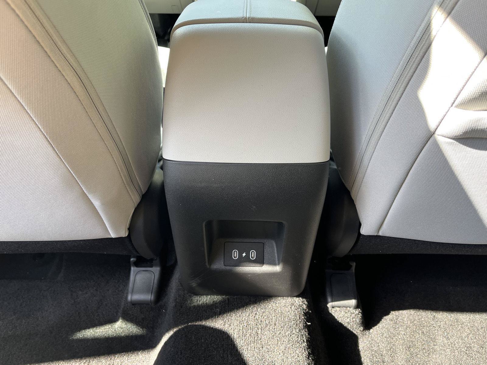 Used 2025 Hyundai Tucson SE AWD/4WD image 17
