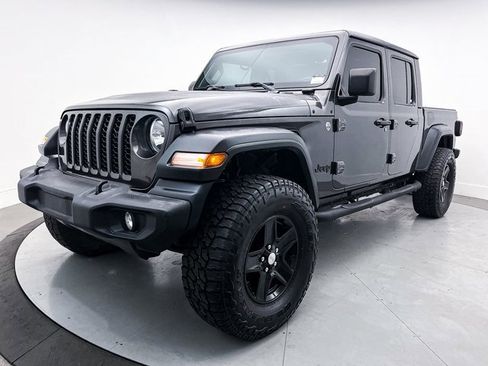 Used 2020 Jeep Gladiator Sport w/ Trailer Tow Package image 10
