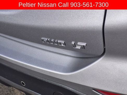 Used 2024 Chevrolet Equinox LT AWD/4WD image 8