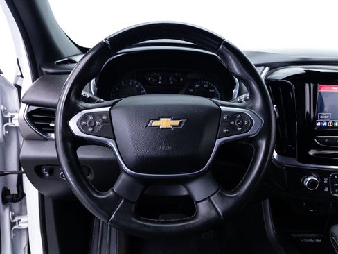 Used 2023 Chevrolet Traverse LT w/ LPO, Cargo Package FWD image 28
