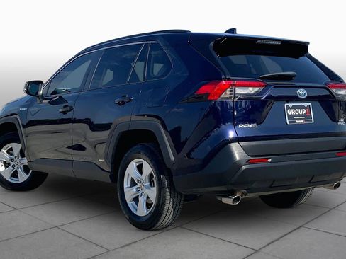 Certified 2021 Toyota RAV4 XLE w/ Convenience Package AWD/4WD image 12