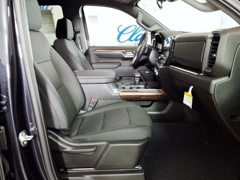 New 2026 GMC Sierra 1500 Elevation w/ Preferred Package image 11