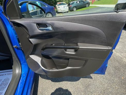 Used 2019 Chevrolet Sonic LT w/ RS Package FWD image 25