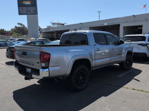Certified 2020 Toyota Tacoma SR5 w/ Blackout Package RWD image 2