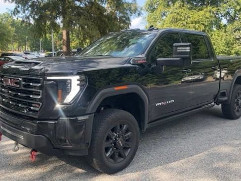 Used 2025 GMC Sierra 2500 AT4 w/ AT4 Premium Plus Package AWD/4WD image 1