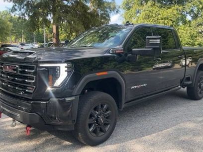 Used 2025 GMC Sierra 2500 AT4 w/ AT4 Premium Plus Package