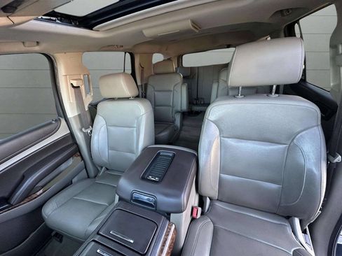 Used 2017 Chevrolet Tahoe Premier AWD/4WD image 22
