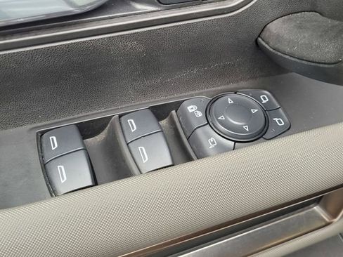 Certified 2025 GMC Hummer EV 2X AWD/4WD image 16