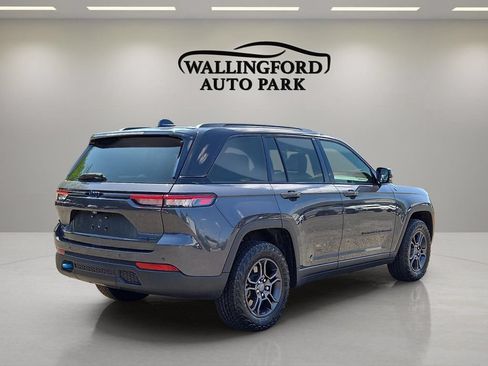 Used 2023 Jeep Grand Cherokee Trailhawk AWD/4WD image 5