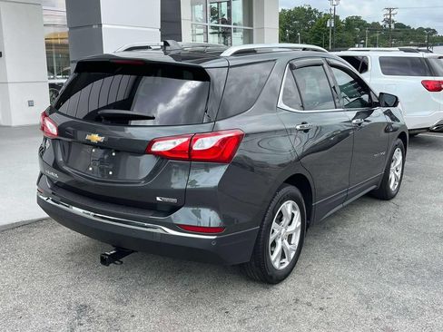 Certified 2018 Chevrolet Equinox Premier FWD image 3