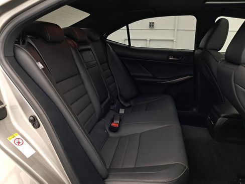 Used 2017 Lexus IS 350 F Sport image 35