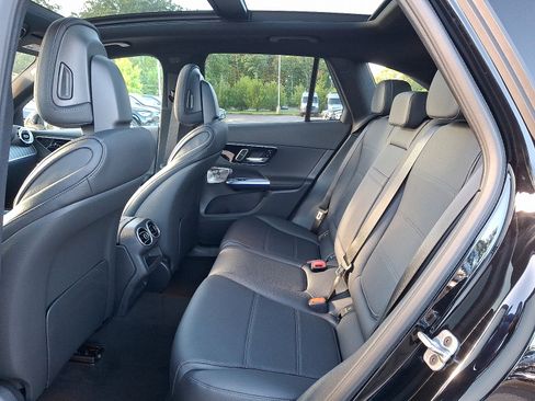 Used 2026 Mercedes-Benz GLC 300 4MATIC image 6