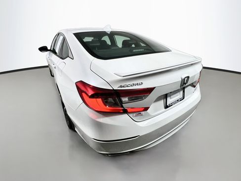 Used 2020 Honda Accord Sport image 8