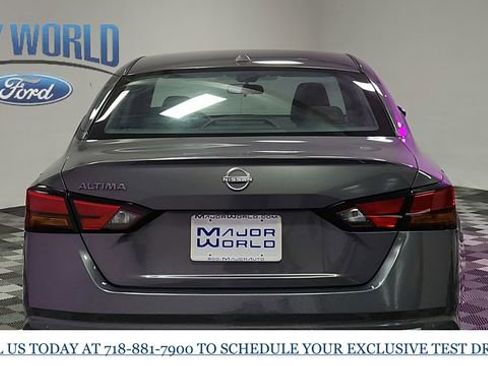 Used 2025 Nissan Altima 2.5 S image 6