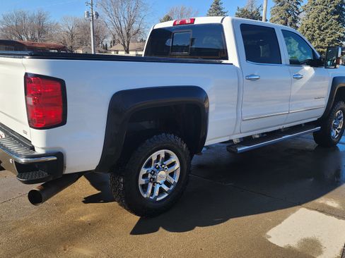 Used 2015 Chevrolet Silverado 2500 LTZ w/ Duramax Plus Package image 4
