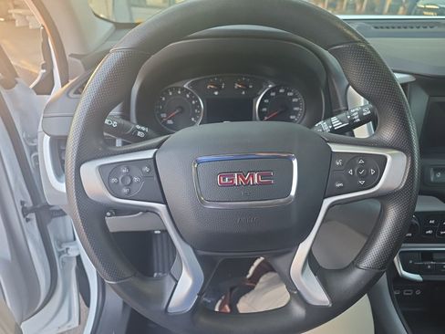 Used 2023 GMC Terrain SLE w/ Driver Convenience Package image 21