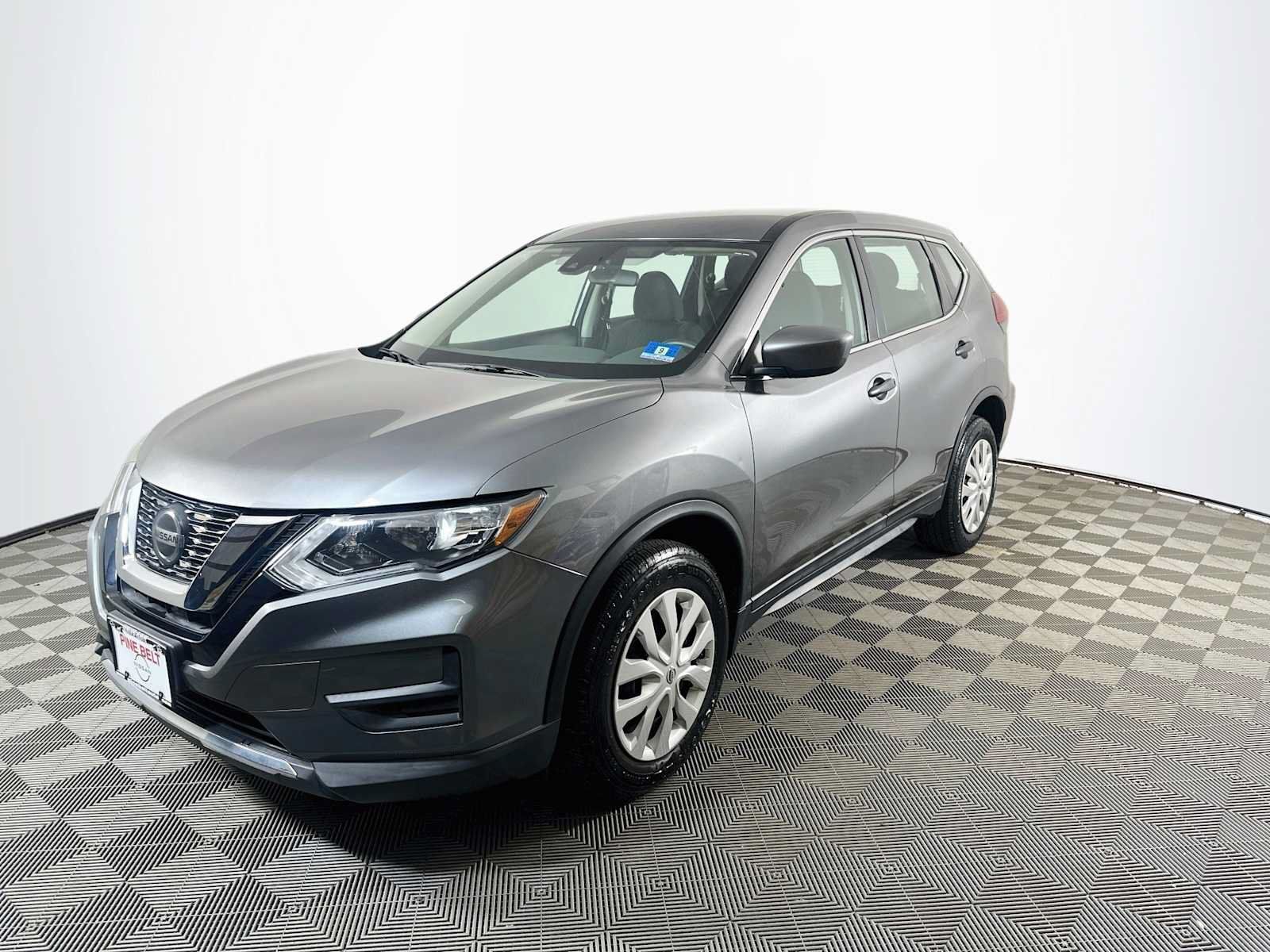 Used 2020 Nissan Rogue S AWD/4WD image 1