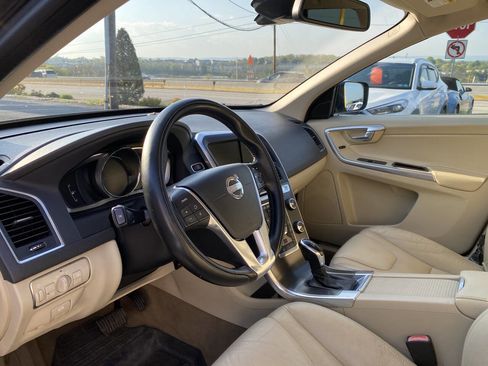 Used 2014 Volvo XC60 T6 AWD/4WD image 11