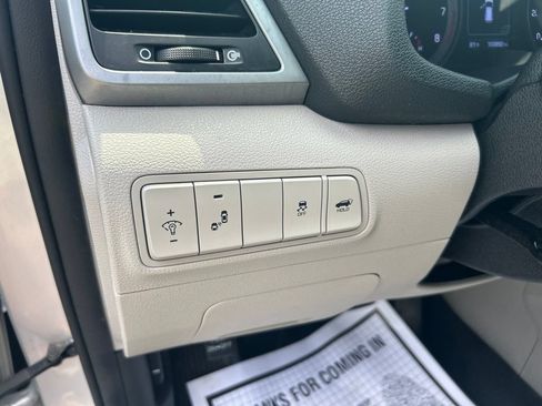 Used 2018 Hyundai Tucson Value FWD image 14
