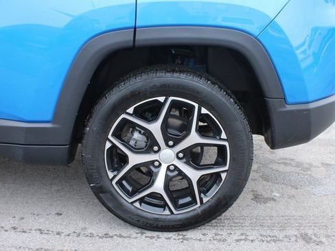 Used 2024 Jeep Compass Limited image 36