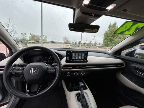 Used 2024 Honda HR-V EX-L image 13