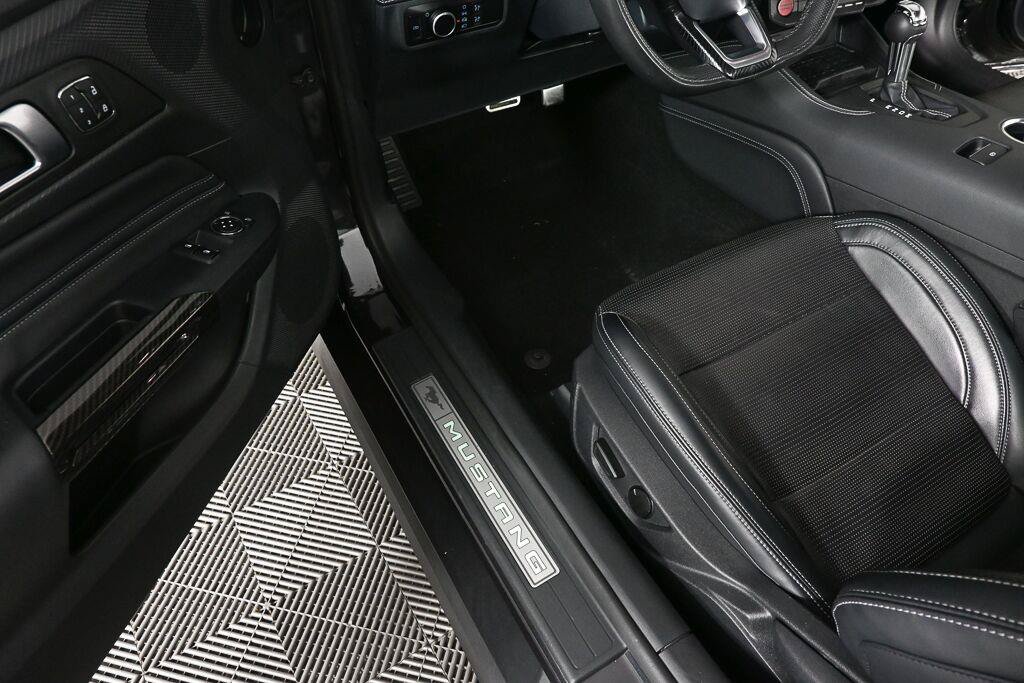 Used 2024 Ford Mustang GT Premium RWD image 7