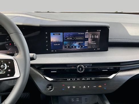 Used 2025 Nissan Murano SV FWD image 7