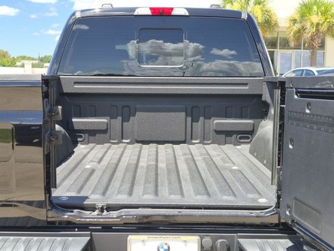 Used 2025 Ford F150 Platinum w/ FX4 Off-Road Package AWD/4WD image 9