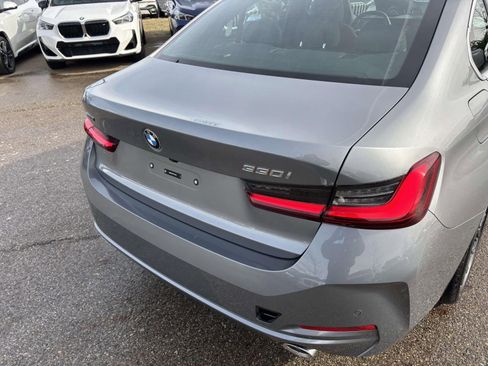 New 2026 BMW 330i xDrive Sedan w/ Premium Package AWD/4WD image 9