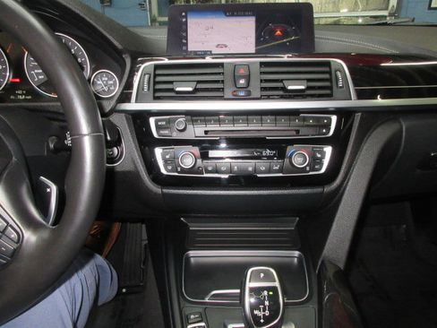 Used 2019 BMW 440i xDrive Coupe w/ Convenience Package image 30