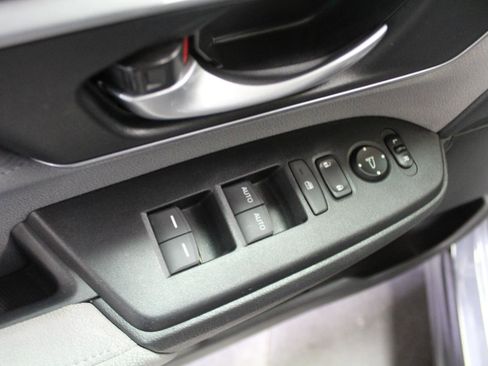 Used 2017 Honda CR-V EX image 20