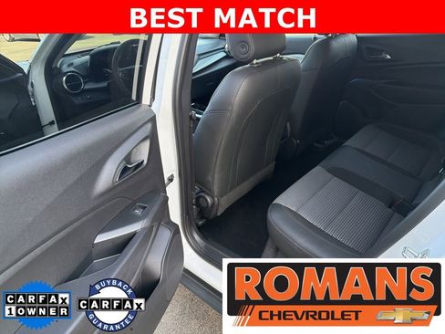 Used 2025 Chevrolet Trax LT image 20