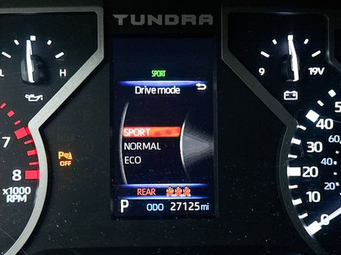 Used 2024 Toyota Tundra SR5 w/ SR5 Convenience Package AWD/4WD image 5