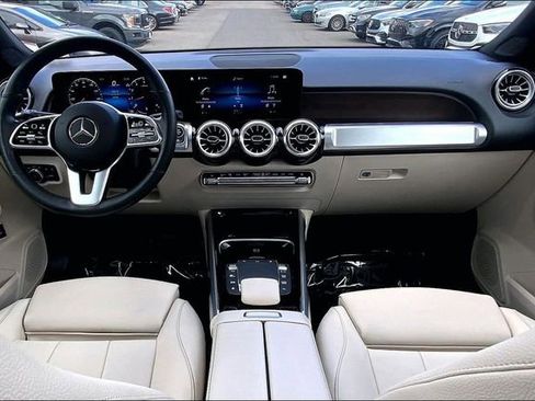 Certified 2023 Mercedes-Benz GLB 250 4MATIC image 12